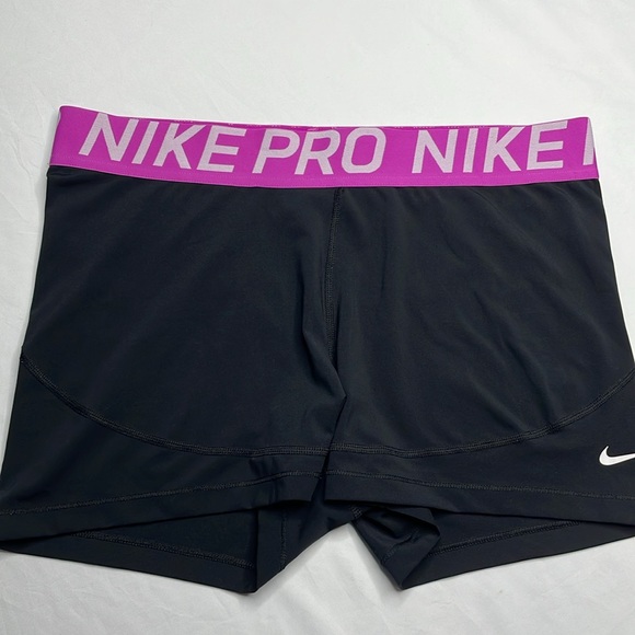 🔥Nike athletic shorts / size : xxl - Picture 3 of 6